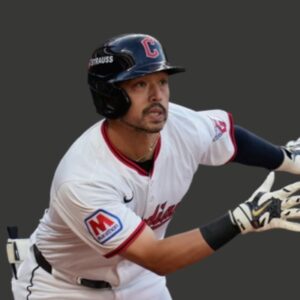 Steven kwan gold glove outfielder